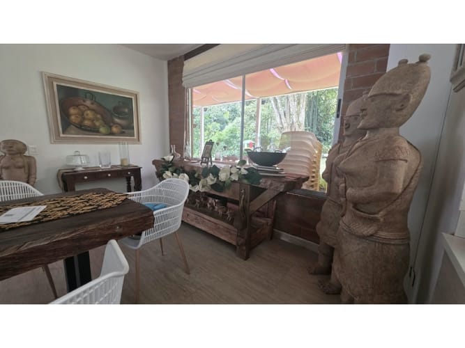 Casa de 5 alcobas en venta en Escobero, Envigado, 400 m² · foto 18 de 24