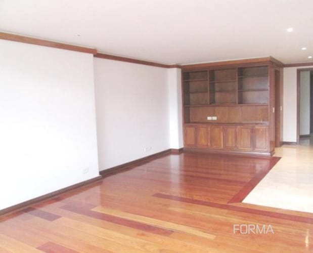 Apartamento de 3 alcobas en venta en Chico Norte, Bogotá, 150 m² · foto 6 de 20