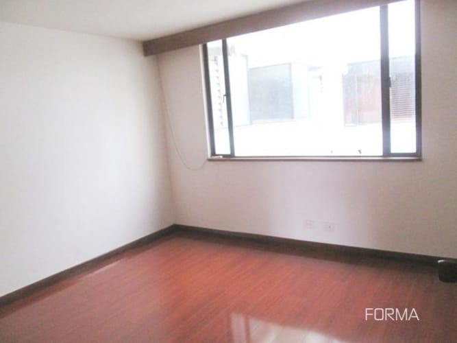 Apartamento de 3 alcobas en venta en Chico Norte, Bogotá, 150 m² · foto 11 de 20