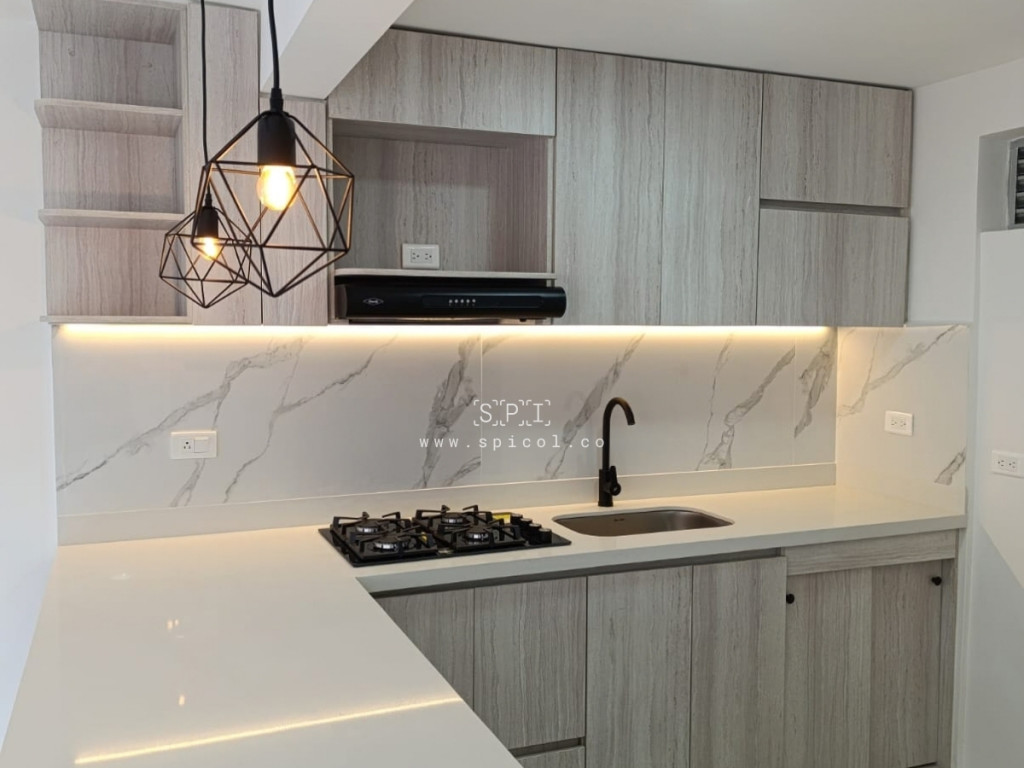Apartamento en venta en Calasanz, Medellín · foto 3 de 13