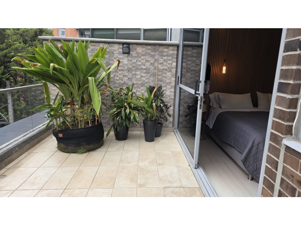 Apartamento en arriendo en El Poblado, Medellín · foto 2 de 24