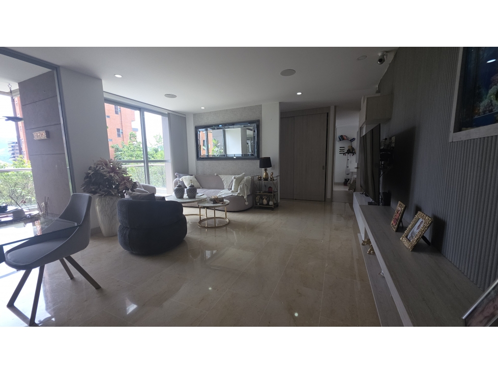Apartamento en arriendo en El Poblado, Medellín · foto 6 de 24