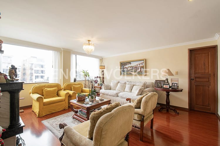 Apartamento en venta en Chicó Navarra, Bogotá · foto 2 de 21