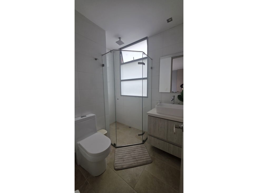 Apartamento en arriendo en El Poblado, Medellín · foto 22 de 24