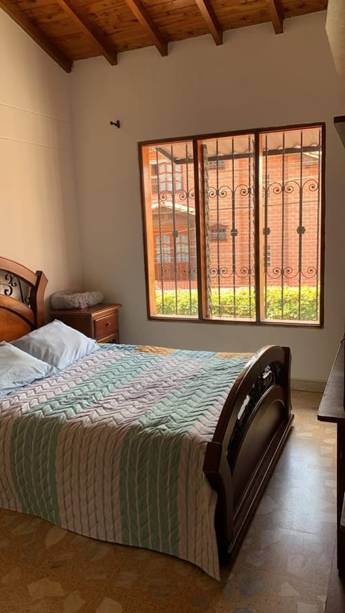Casa de 5 alcobas en venta en La Macarena, Rionegro, 112 m² · foto 2 de 14