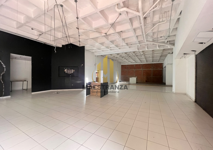 Local en arriendo en Noel, Medellín, 160 m² · foto 2 de 9