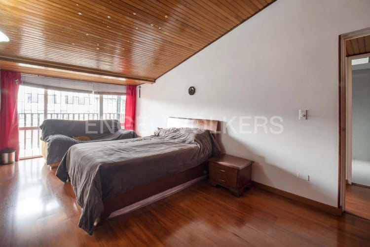 Casa de 5 alcobas en venta en Colina Campestre, Bogotá, 243 m² · foto 10 de 21
