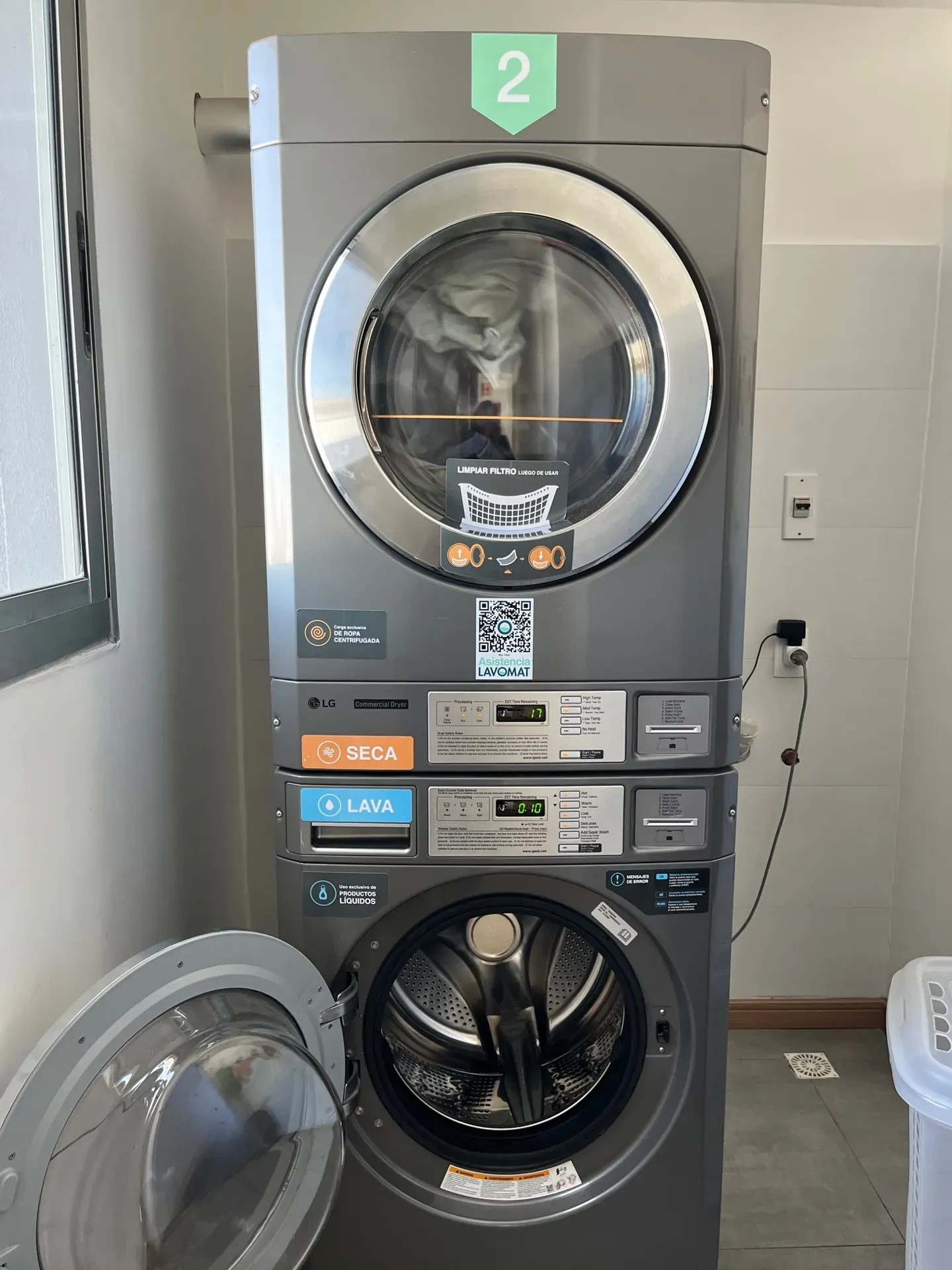 ALQUILER EN POCITOS DE 1 DORMITORIO, PISO 5 AL FRENTE, CON BALCON, GARAJE, BARBACOA Y LAVADERO · Foto 11