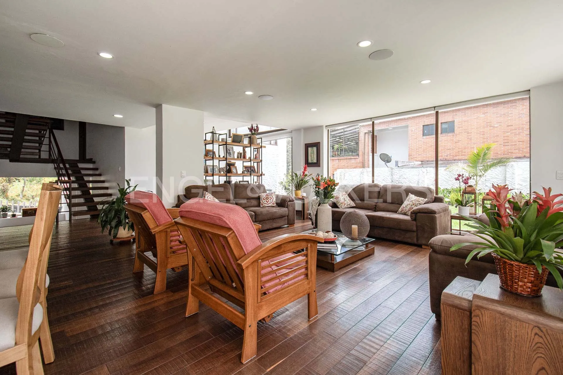 Casa en venta en Bosque De Pinos, Bogotá · foto 3 de 24