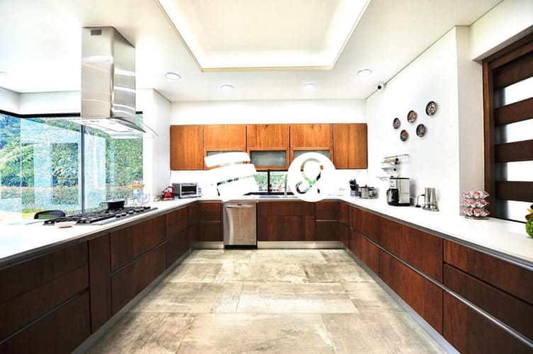 Casa de 3 alcobas en venta en Lomitas, La Ceja, 750 m² · foto 6 de 24