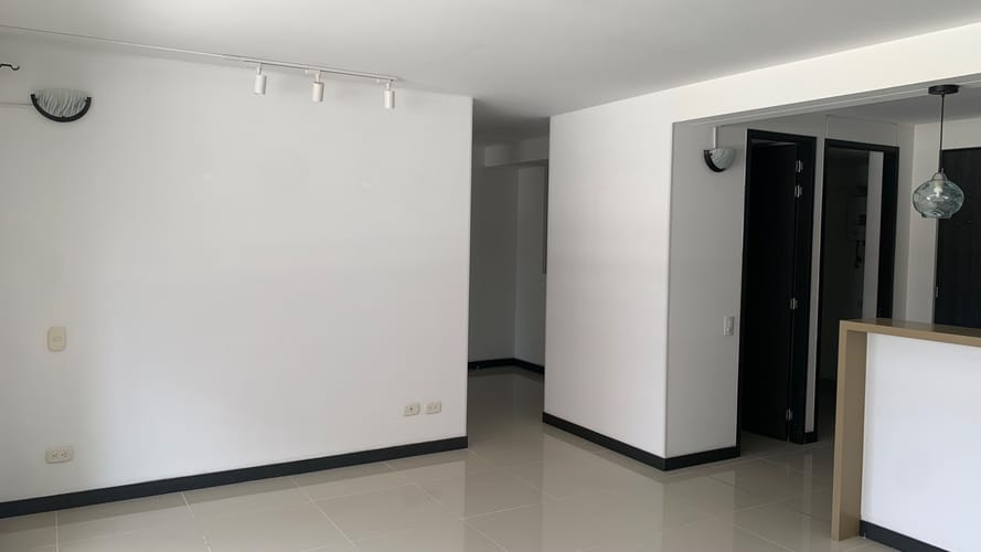 Apartamento de 3 alcobas en arriendo en Bochalema, Cali, 95 m² · foto 8 de 11
