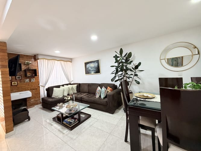 Casa de 4 alcobas en venta en Siete Trojes, Funza, 78 m² · foto 2 de 23