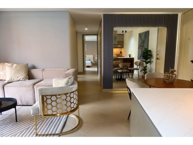 Apartamento de 3 alcobas en venta en Camino Verde, Medellín, 74 m² · foto 5 de 24