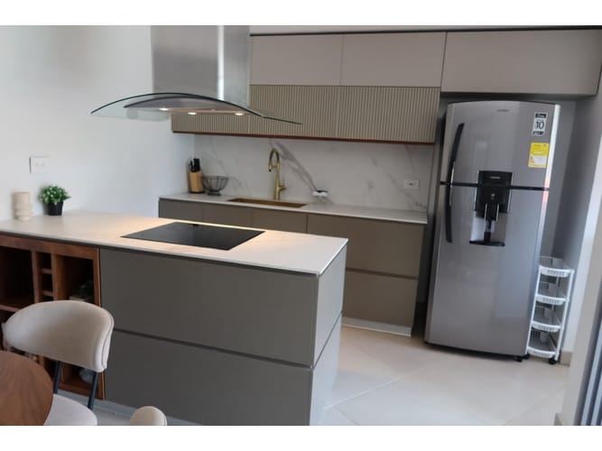 Apartamento de 3 alcobas en venta en Camino Verde, Medellín, 74 m² · foto 7 de 24