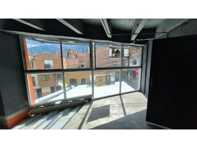 Local en arriendo en Bellavista, Bello, 260 m² · foto 5 de 11