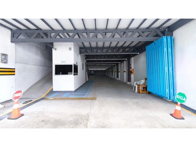 Local en arriendo en Sector Lago Uribe, Pereira, 620 m² · foto 4 de 16