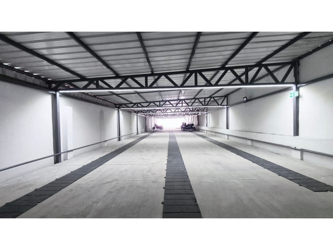 Local en arriendo en Sector Lago Uribe, Pereira, 620 m² · foto 8 de 16