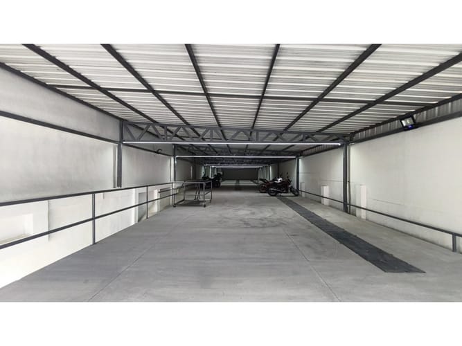 Local en arriendo en Sector Lago Uribe, Pereira, 620 m² · foto 12 de 16