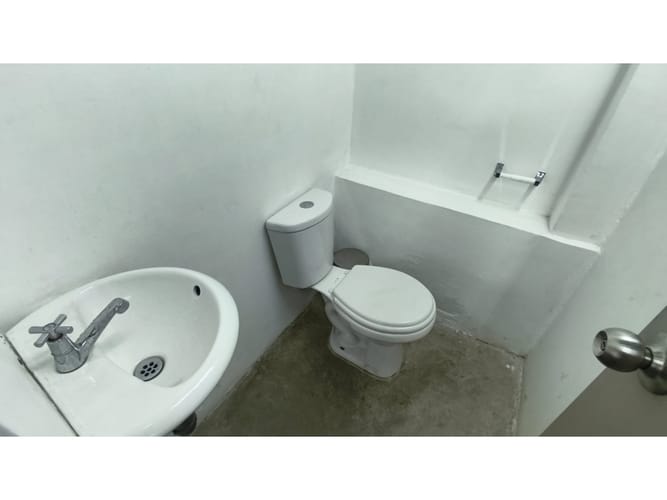 Local en arriendo en Sector Lago Uribe, Pereira, 620 m² · foto 16 de 16