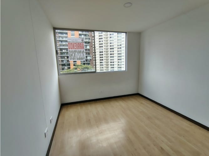 Apartamento de 3 alcobas en arriendo en Los Balsos, Medellín, 105 m² · foto 15 de 20