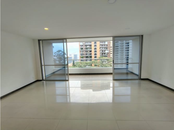Apartamento de 3 alcobas en arriendo en Los Balsos, Medellín, 105 m² · foto 19 de 20