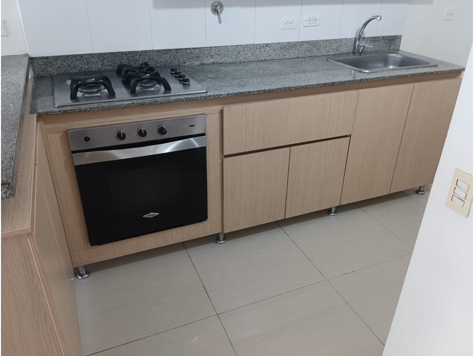 Apartamento en venta en Vereda La Doctora, Sabaneta · foto 2 de 15