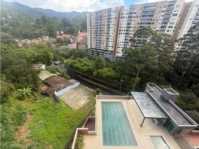 Apartamento de 3 alcobas en venta en El Chingui, Envigado, 89 m² · foto 12 de 24