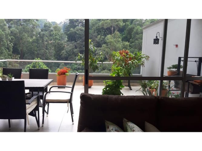 Apartaestudio en venta en Loma De Las Brujas, Envigado, 104 m² · foto 3 de 13