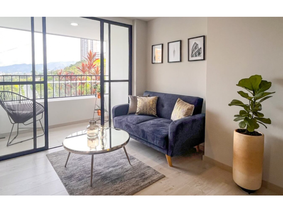 Apartamento en venta en Calasanz, Medellín · foto 2 de 13