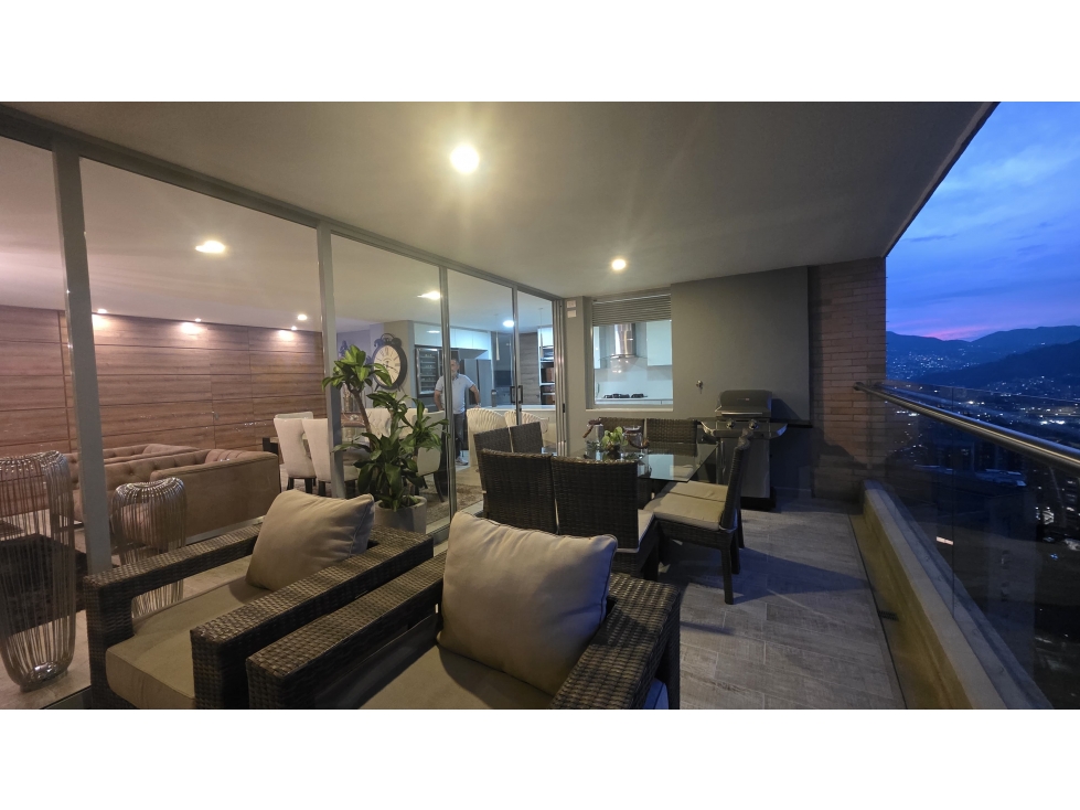 Apartamento en venta en Loma De Las Brujas, Envigado · foto 5 de 24