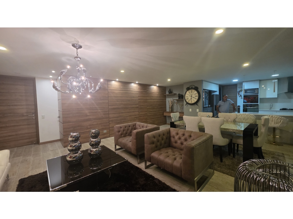 Apartamento en venta en Loma De Las Brujas, Envigado · foto 8 de 24