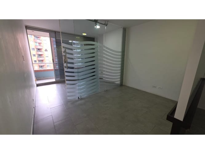 Oficina en venta en La Frontera, Medellín, 42 m² · foto 2 de 9