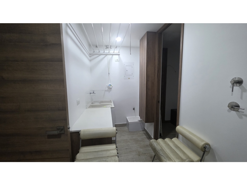 Apartamento en venta en Loma De Las Brujas, Envigado · foto 13 de 24