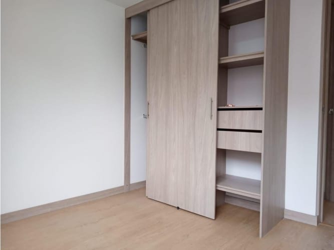 Apartamento de 2 alcobas en venta en Las Antillas, Envigado, 61 m² · foto 6 de 11