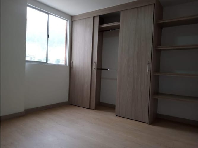 Apartamento de 2 alcobas en venta en Las Antillas, Envigado, 61 m² · foto 7 de 11