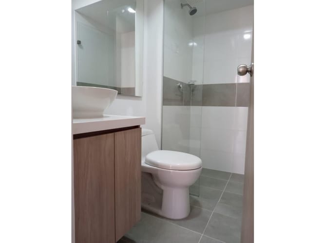 Apartamento de 2 alcobas en venta en Las Antillas, Envigado, 61 m² · foto 8 de 11