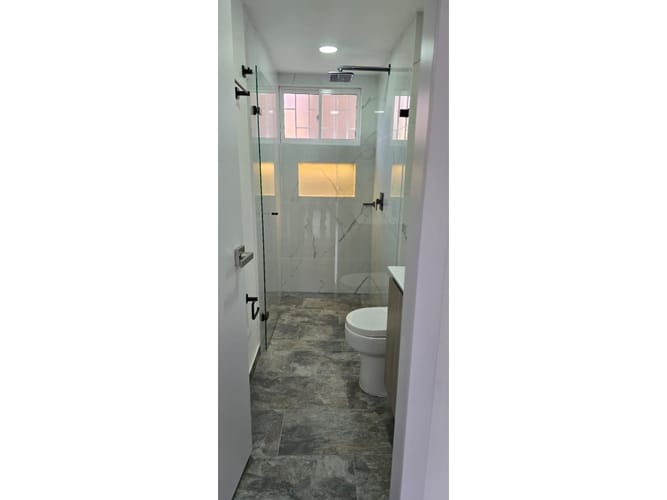 Apartamento de 3 alcobas en venta en Laureles, Medellín, 92 m² · foto 2 de 17