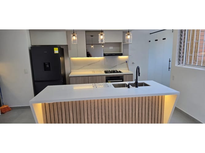 Apartamento de 3 alcobas en venta en Laureles, Medellín, 92 m² · foto 6 de 17