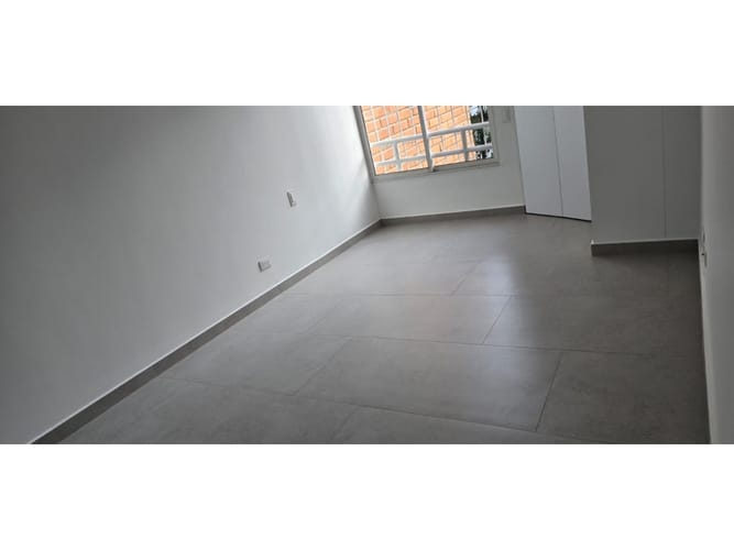 Apartamento de 3 alcobas en venta en Laureles, Medellín, 92 m² · foto 10 de 17