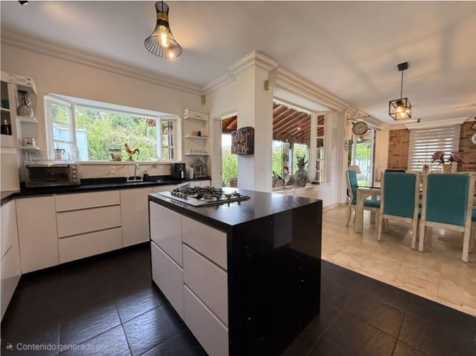 Casa de 5 alcobas en venta en Don Diego, El Retiro, 323 m² · foto 7 de 24