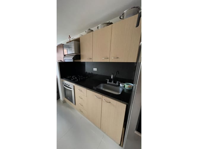 Apartamento de 3 alcobas en venta en Cañaveralejo, Sabaneta, 72 m² · foto 6 de 14