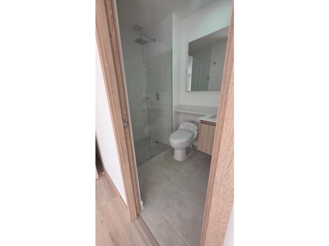 Apartamento en venta en Camino Verde, Medellín · foto 18 de 24