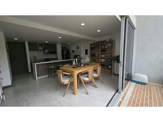Apartamento de 4 alcobas en venta en El Chingui, Envigado, 137 m² · foto 4 de 24