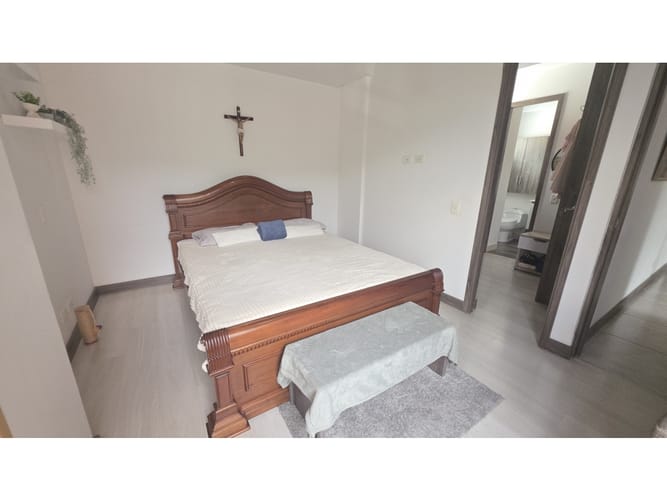 Apartamento de 4 alcobas en venta en El Chingui, Envigado, 137 m² · foto 16 de 24
