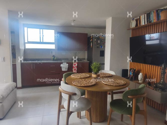 Apartamento de 3 alcobas en venta en La Floresta, Medellín, 52 m² · foto 2 de 8