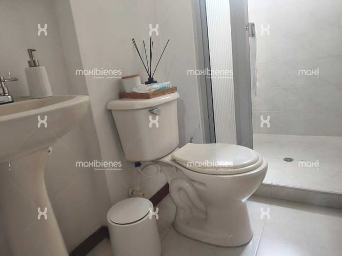 Apartamento de 3 alcobas en venta en La Floresta, Medellín, 52 m² · foto 6 de 8