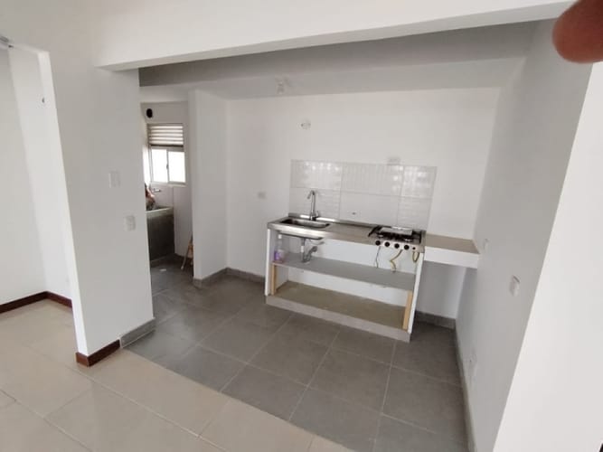 Apartamento de 2 alcobas en venta en San Pedro, Madrid, 56 m² · foto 2 de 9