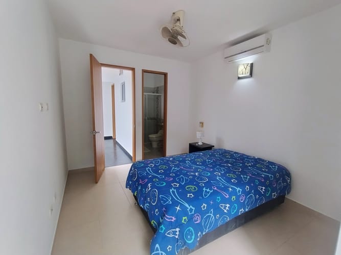 Casa de 4 alcobas en venta en Ricaurte, Ricaurte, 360 m² · foto 16 de 24