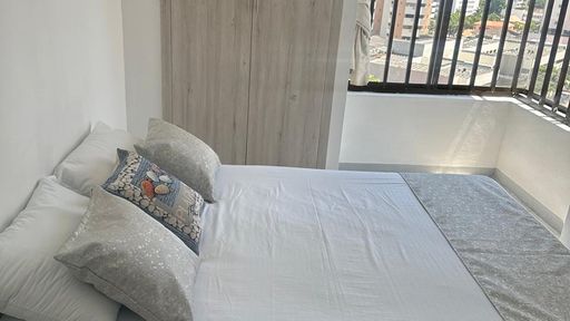 Apartamento en venta en El Laguito, Cartagena · foto 2 de 9