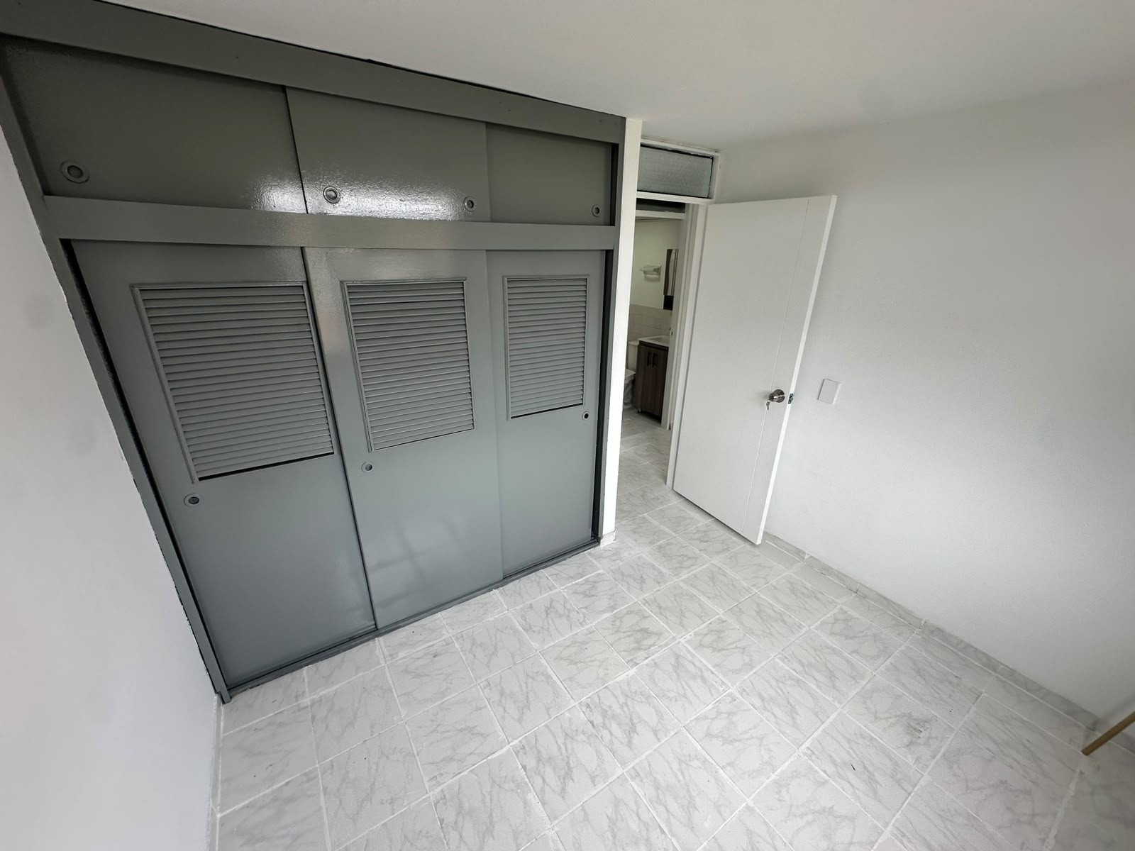 Apartamento en venta en Lombardia, Bogotá · foto 12 de 15